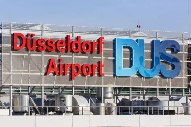 Airport Düsseldorf Airport - main facade